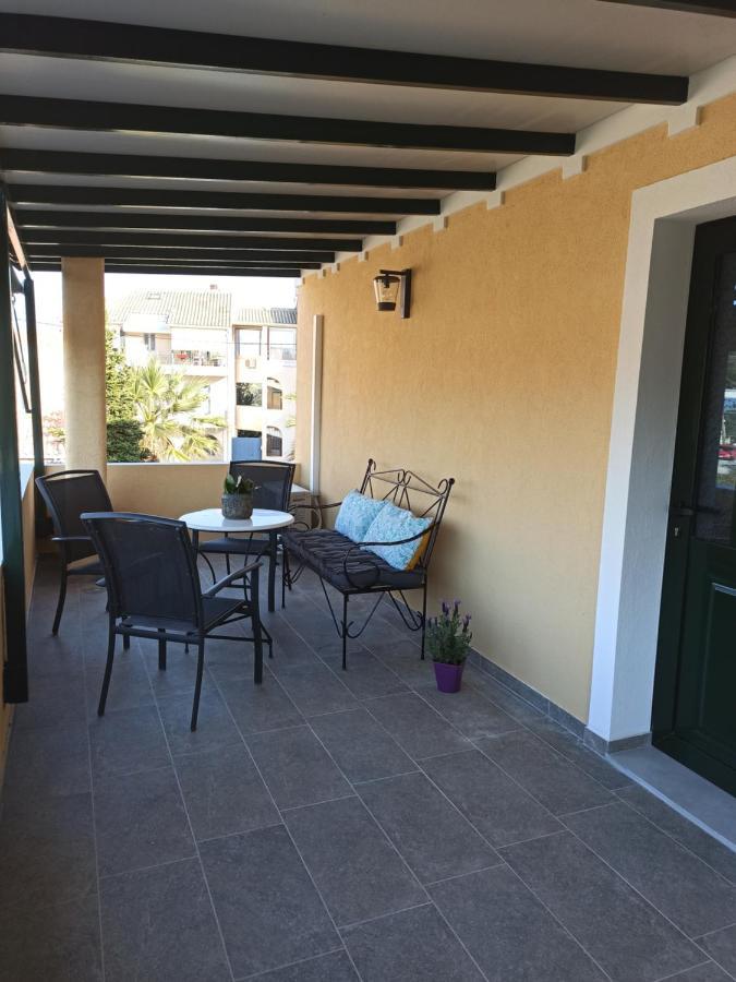 Casa Trizoni Nikiana Apartment Exterior photo