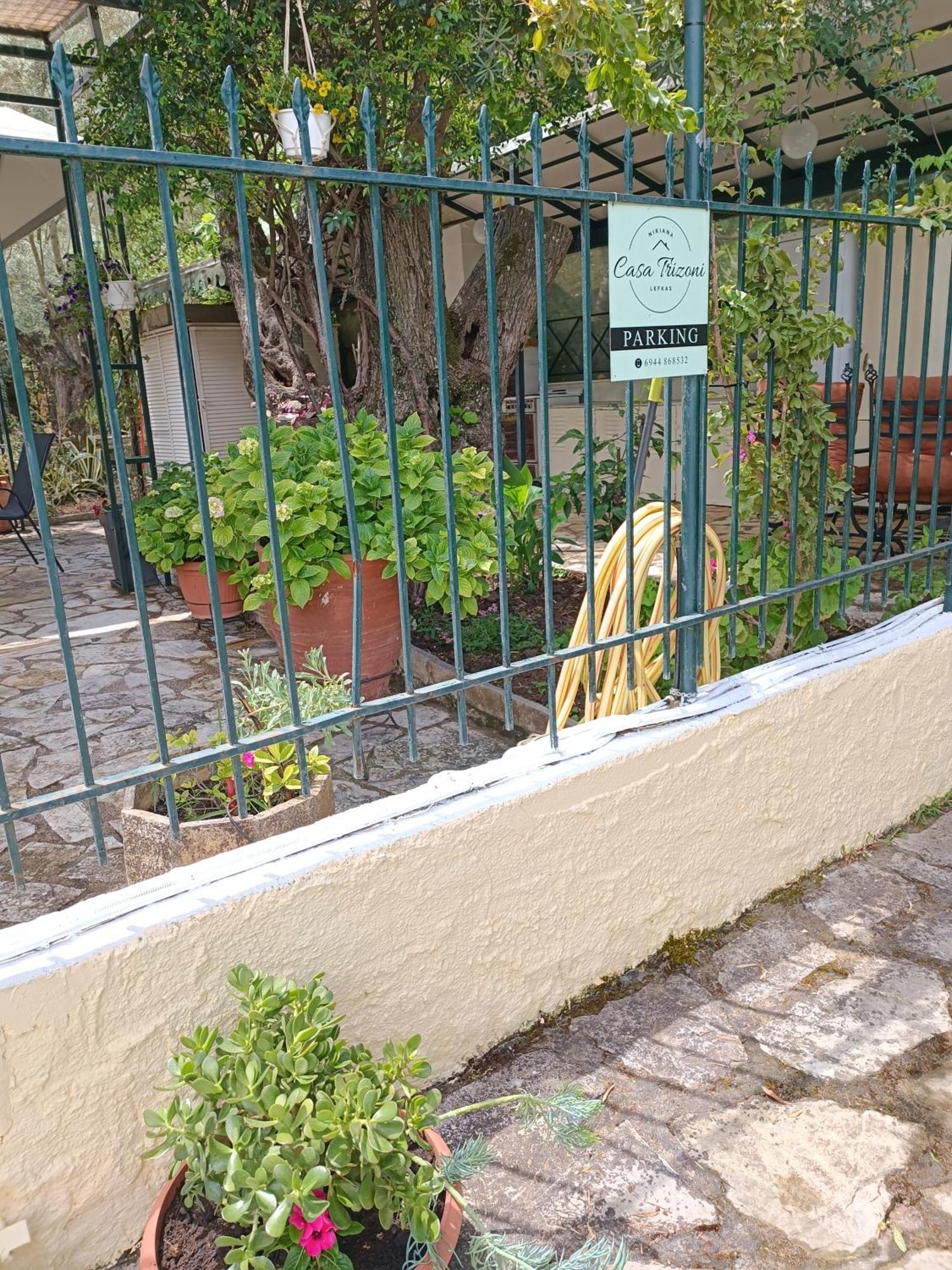 Casa Trizoni Nikiana Apartment Exterior photo